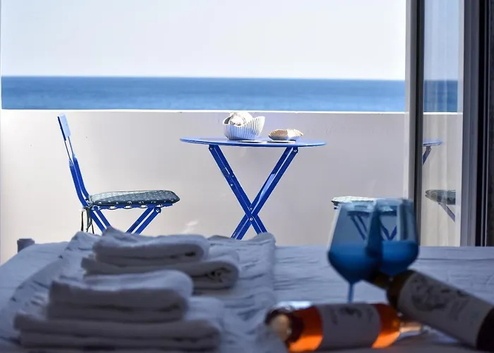 Blue Horizon Homestay Haraki